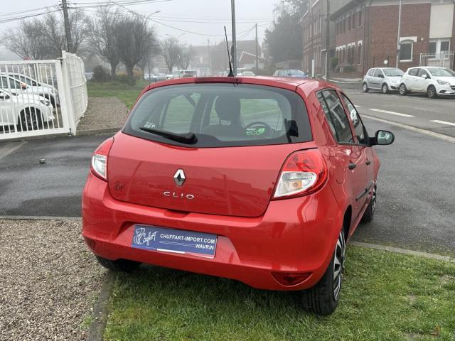 Renault Clio image 9
