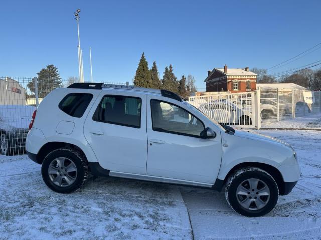 Dacia Duster image 8