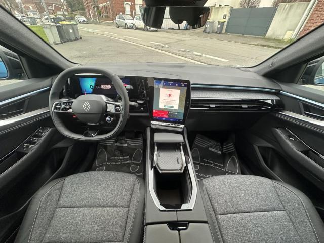 Renault Austral image 8