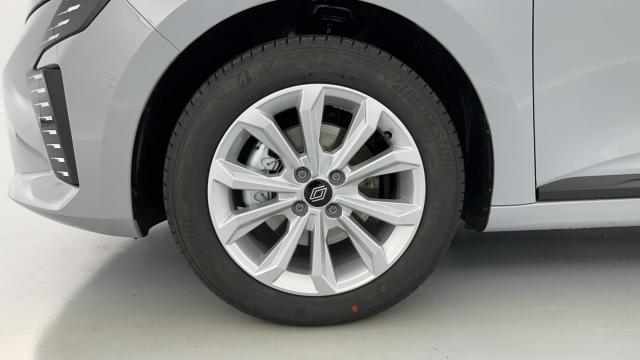 Renault Clio image 8