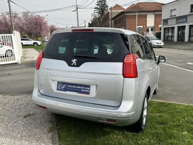 Peugeot 5008 image 4