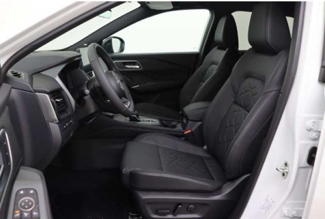 Nissan Qashqai image 8