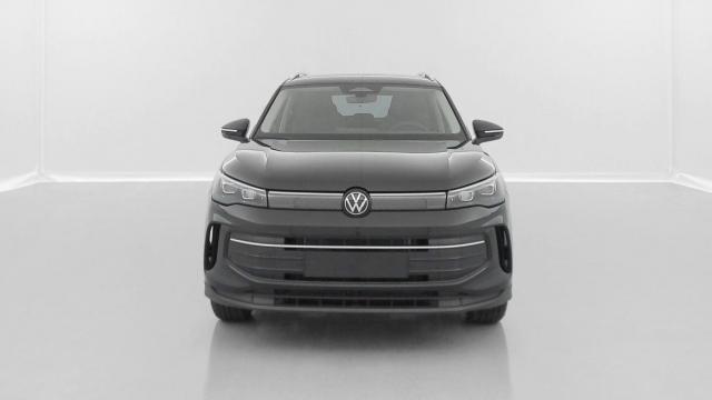 Volkswagen Tiguan image 8
