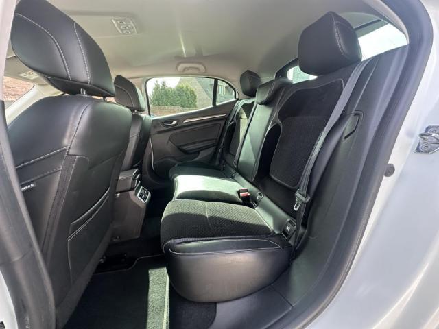 Renault Mégane image 2