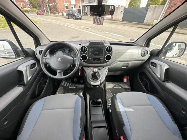 Peugeot Partner Tepee image 1