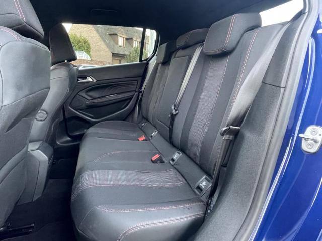 Peugeot 308 image 6
