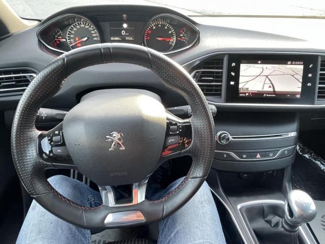 Peugeot 308 image 8