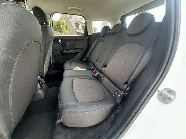 Mini Countryman image 2