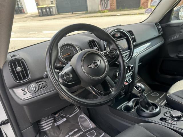 Mini Countryman image 9