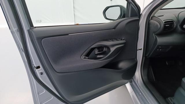 Toyota Yaris image 3