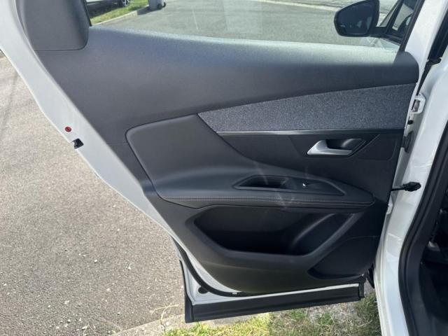Peugeot 3008 image 4