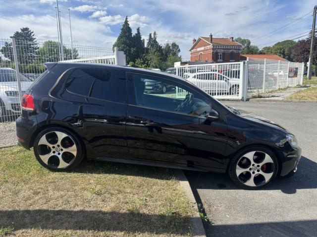 Volkswagen Golf image 7
