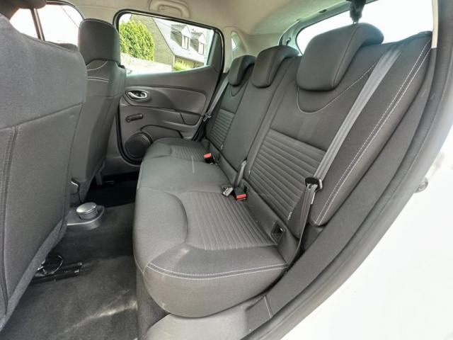 Renault Clio image 2