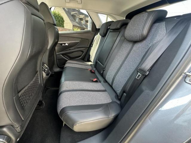 Peugeot 3008 image 9