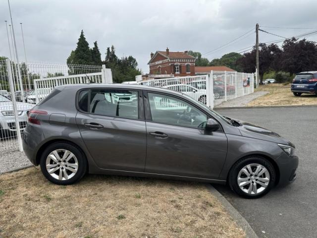 Peugeot 308 image 6