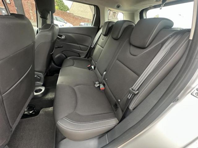 Renault Clio image 2