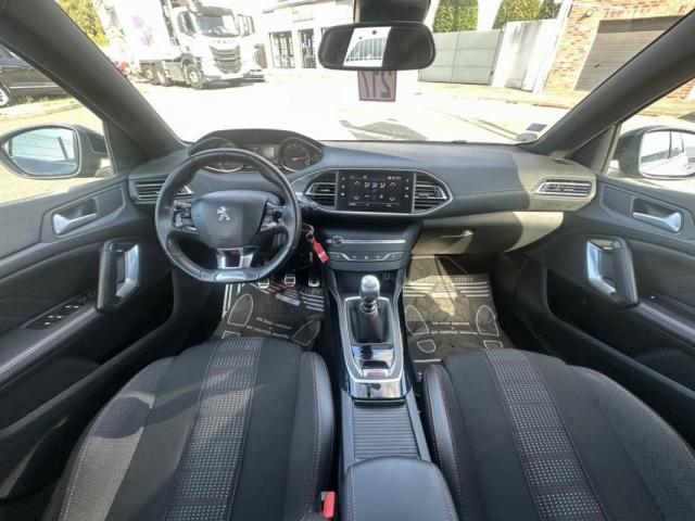 Peugeot 308 image 2