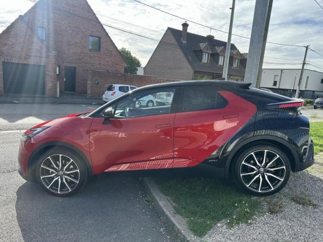 Toyota C-Hr image 5