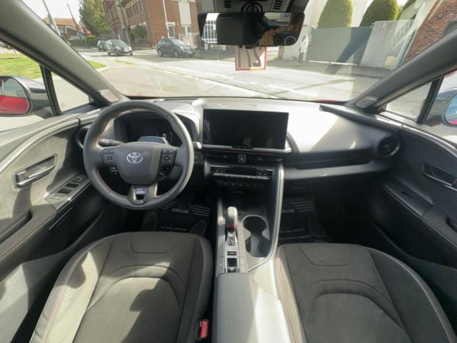 Toyota C-Hr image 4