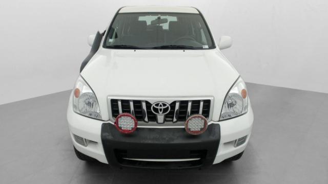 Toyota Land Cruiser image 6