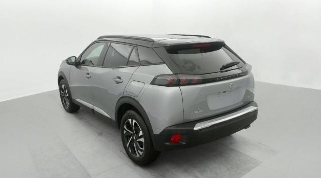 Peugeot 2008 image 8