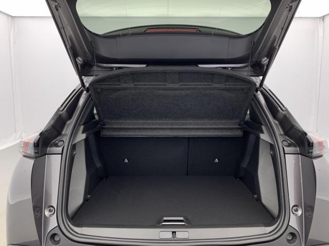 Peugeot 2008 image 3