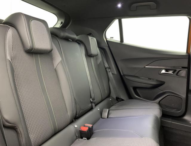 Peugeot 2008 image 3