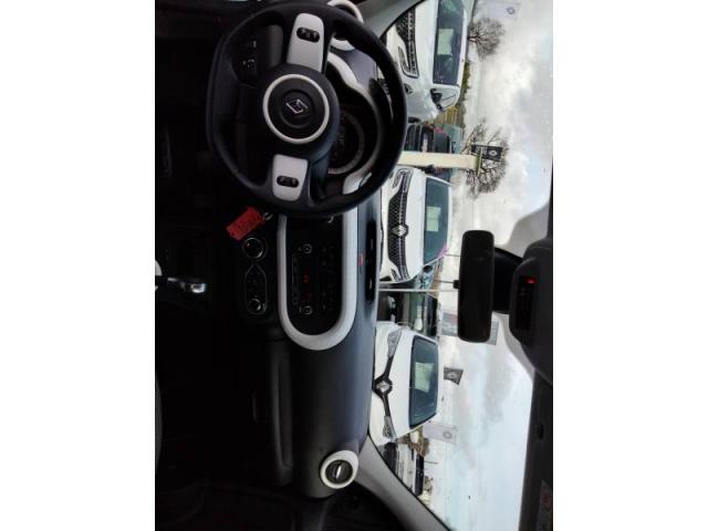 Renault Twingo image 8