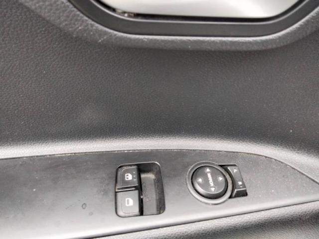 Kia Rio image 7