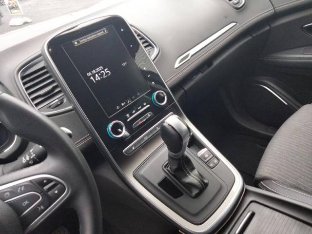 Renault Grand Scénic image 8