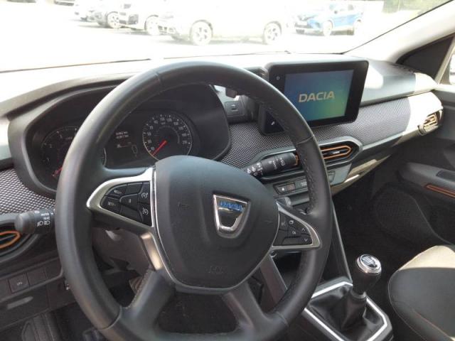 Dacia Sandero image 1