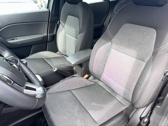 Renault Captur image 6