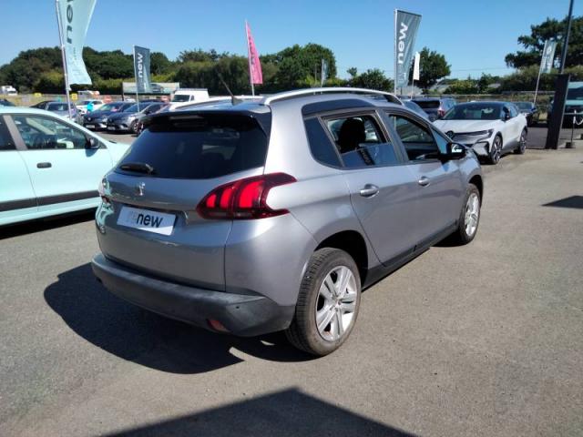 Peugeot 2008 image 1