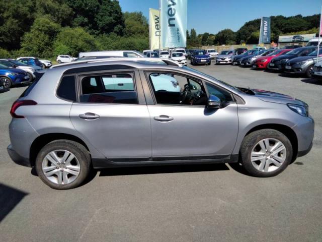 Peugeot 2008 image 3