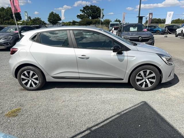 Renault Clio image 2