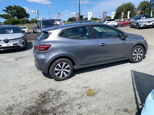 Renault Clio image 9