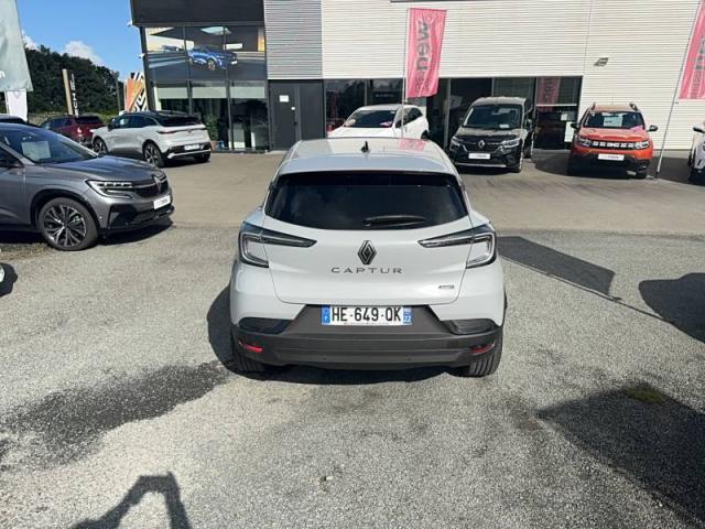 Renault Captur image 2
