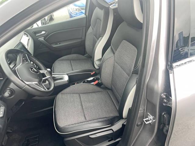 Renault Captur image 9