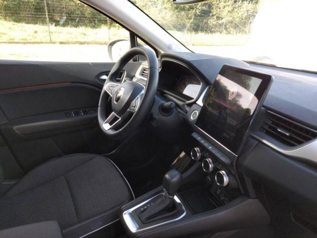 Renault Captur image 1