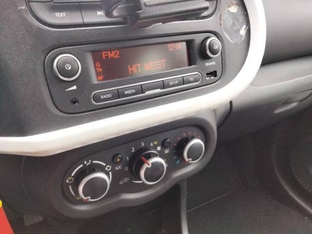 Renault Twingo image 8