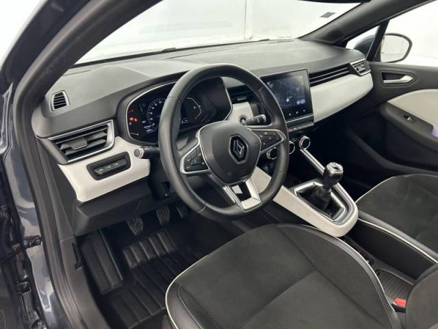 Renault Clio image 9