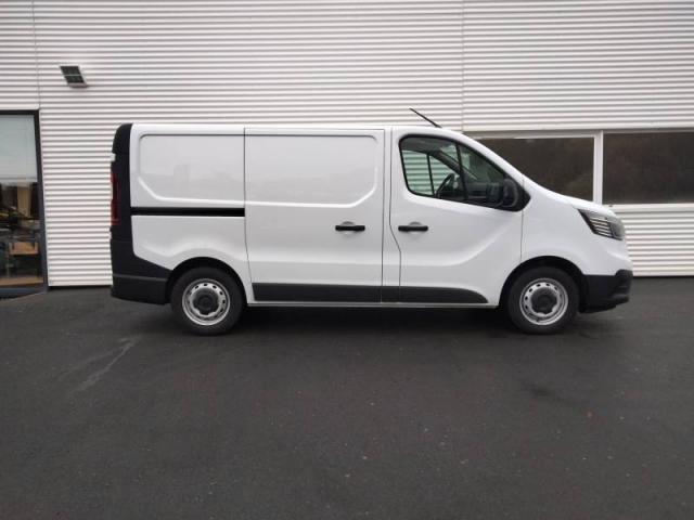 Renault Trafic image 8