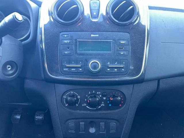 Dacia Sandero image 2