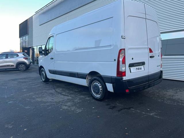 Renault Master image 2