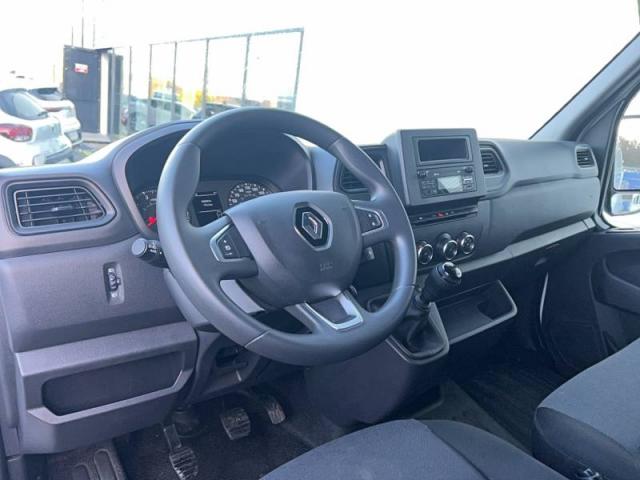 Renault Master image 1