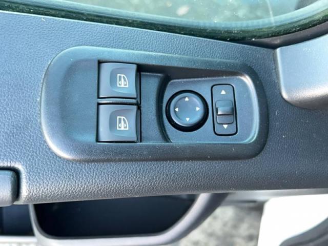 Renault Master image 2