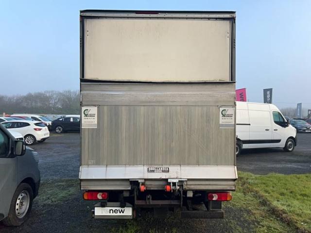 Renault Master image 9