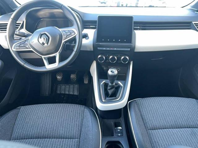 Renault Clio image 8