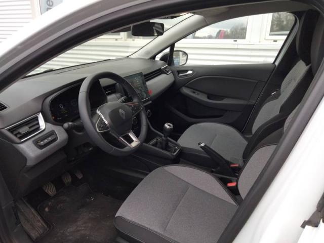 Renault Clio image 2