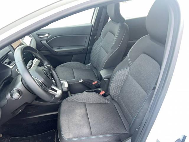 Renault Captur image 9